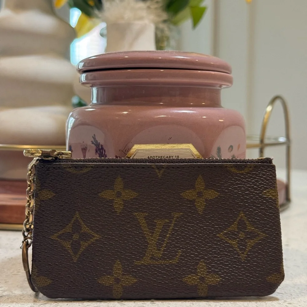 Louis Vuitton LV Monogram Key Pouch / Clés – Authentic – Replaced Chain - Picture 1 of 13
